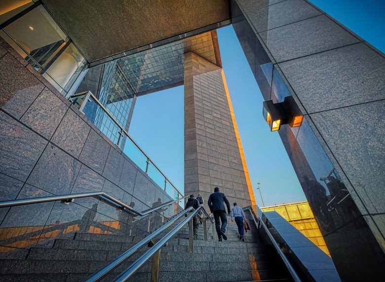 stairs-6133971_1280
